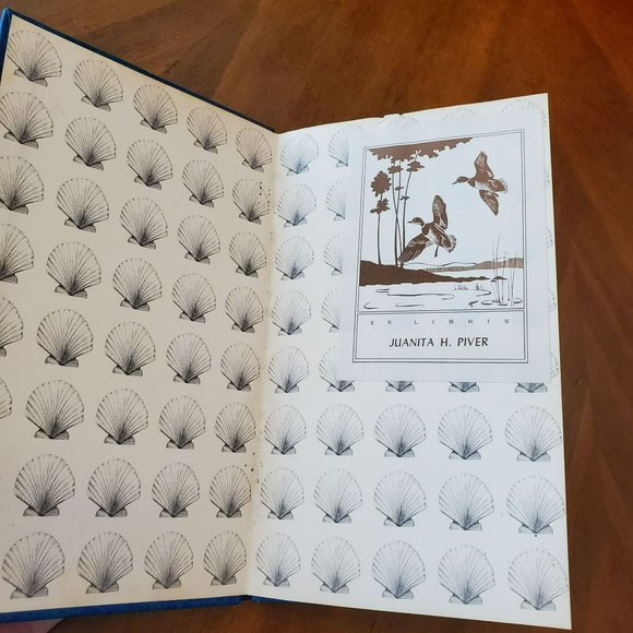 Vintage Book, Selections From Gift From the Sea Anne Morrow Lindbergh Bill Greer - Picture 8 of 8